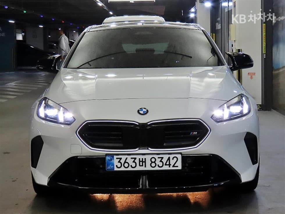BMW 1시리즈 (F70)M135 xDrive Pro 퍼스트에디션 - 2