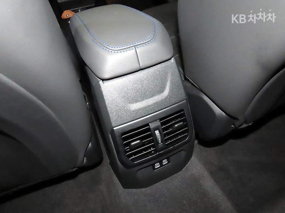 BMW 1시리즈 (F70)M135 xDrive Pro 퍼스트에디션 - 14