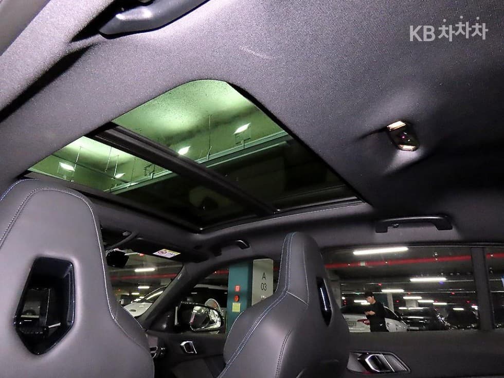 BMW 1시리즈 (F70)M135 xDrive Pro 퍼스트에디션 - 15