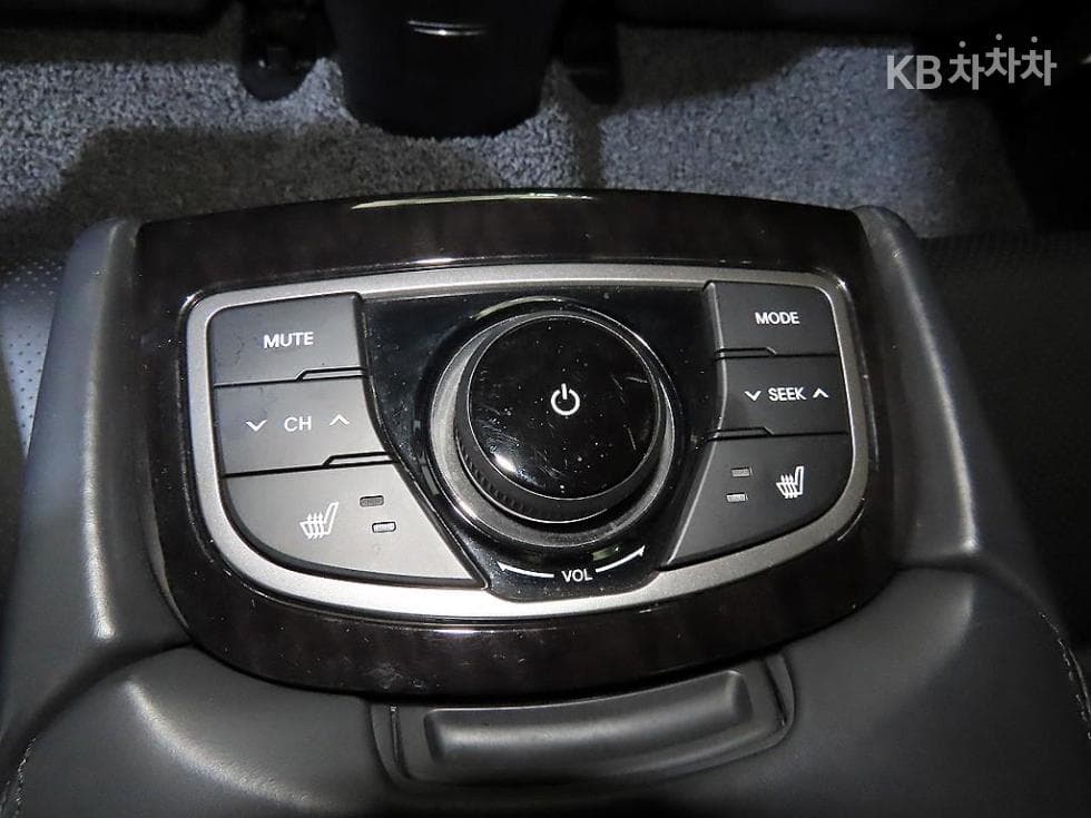 Hyundai Grandeur (Azera)HGHG300 Premium - 15