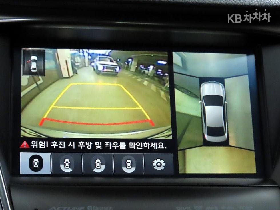 Hyundai Grandeur (Azera)HGHG300 Premium - 16