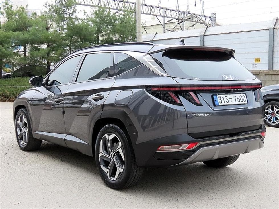 Hyundai The All New Tucson(NX (Lexus SUV)4)Diesel 2.0 2WD Inspiration - 3