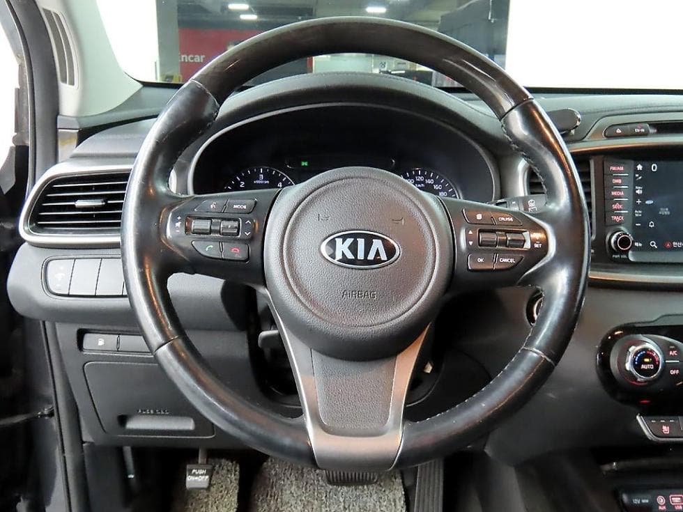 Kia All NewSorentoDiesel 2.0 2WD Prestige - 9