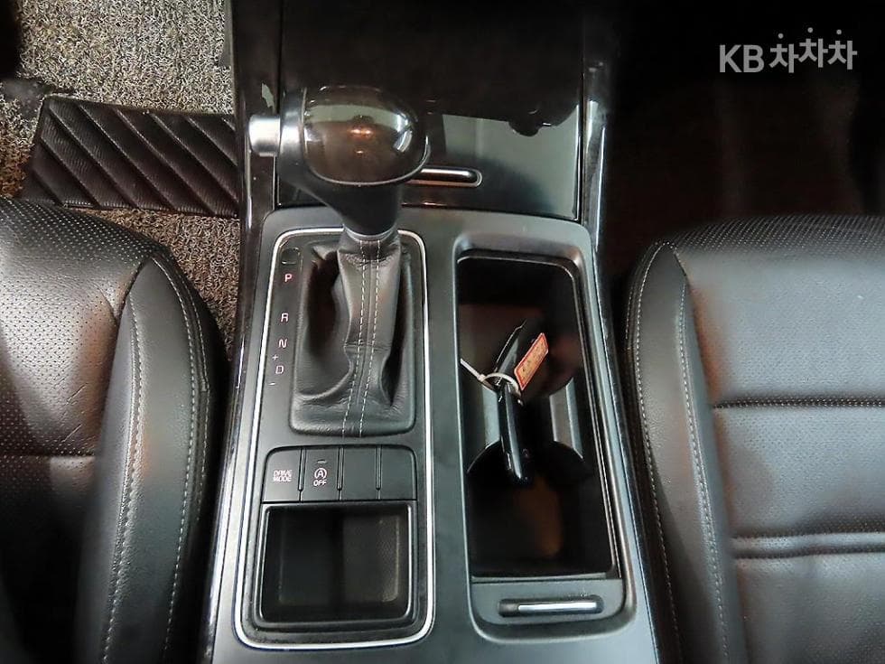 Kia All NewSorentoDiesel 2.0 2WD Prestige - 10