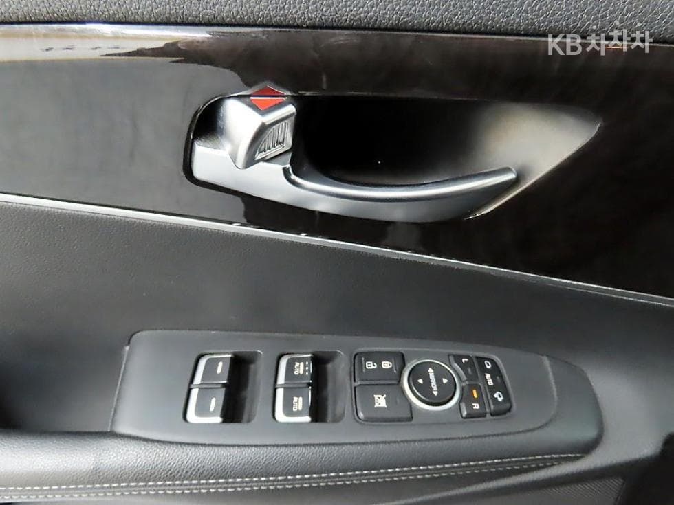 Kia All NewSorentoDiesel 2.0 2WD Prestige - 11