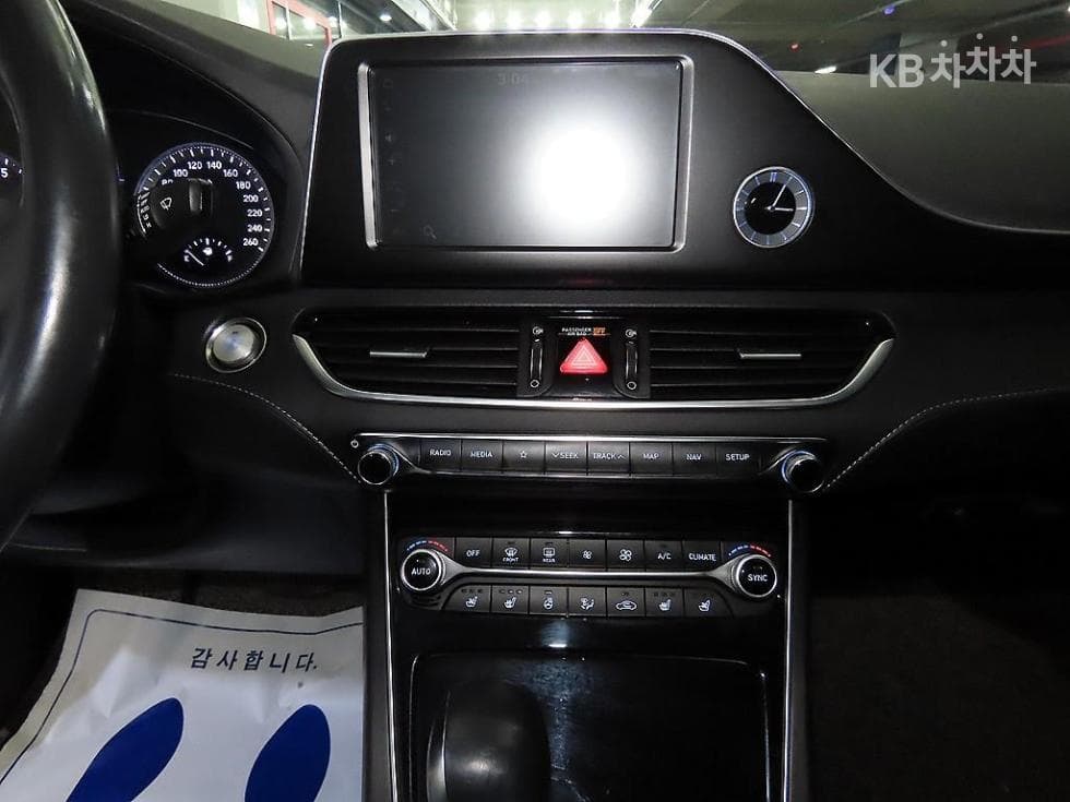 Hyundai Grandeur (Azera)IG2.4 Premium Standard - 11