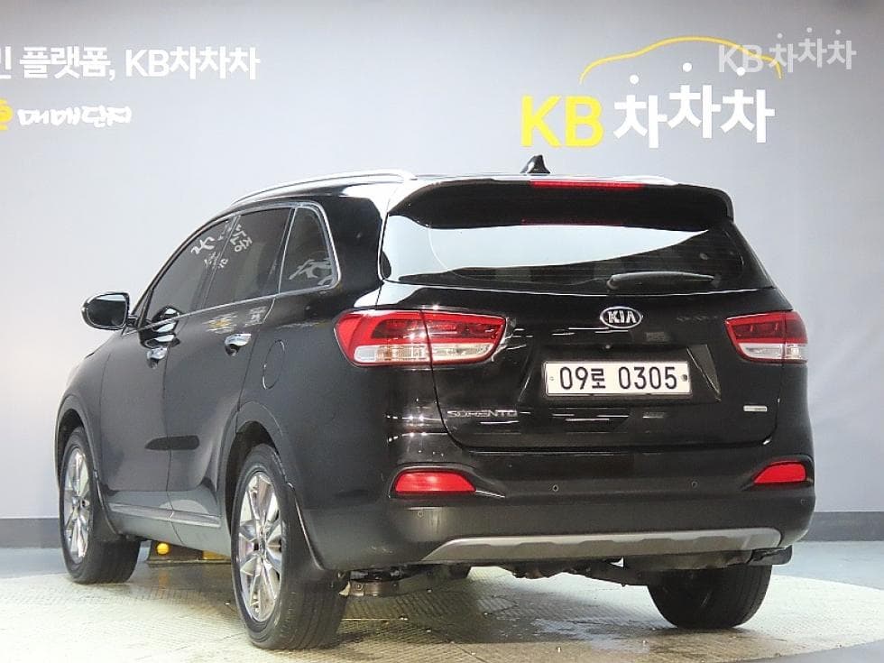 Kia The New (facelift) Sorento2.0 Diesel 2WD Noblesse - 4