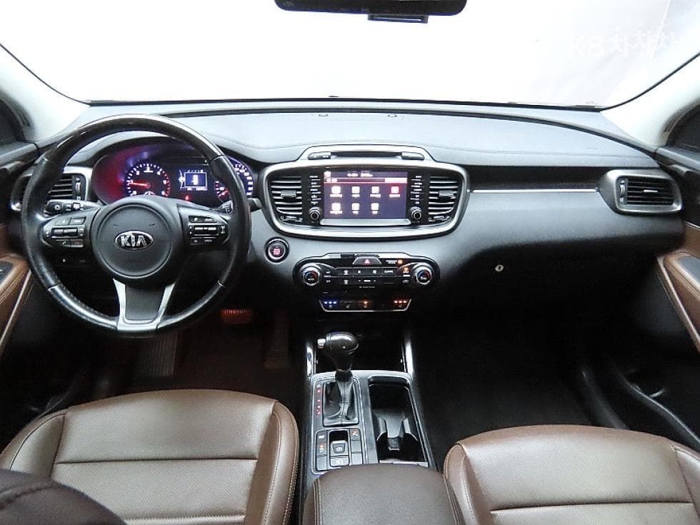 Kia The New (facelift) Sorento2.0 Diesel 2WD Noblesse - 6