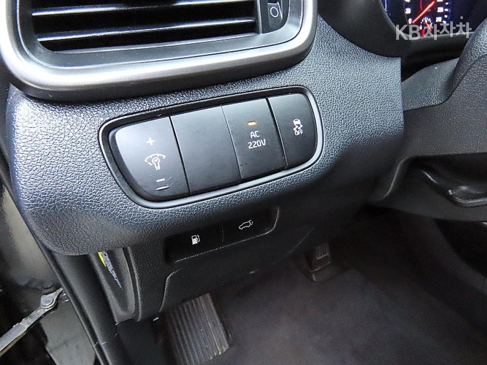 Kia The New (facelift) Sorento2.0 Diesel 2WD Noblesse - 12