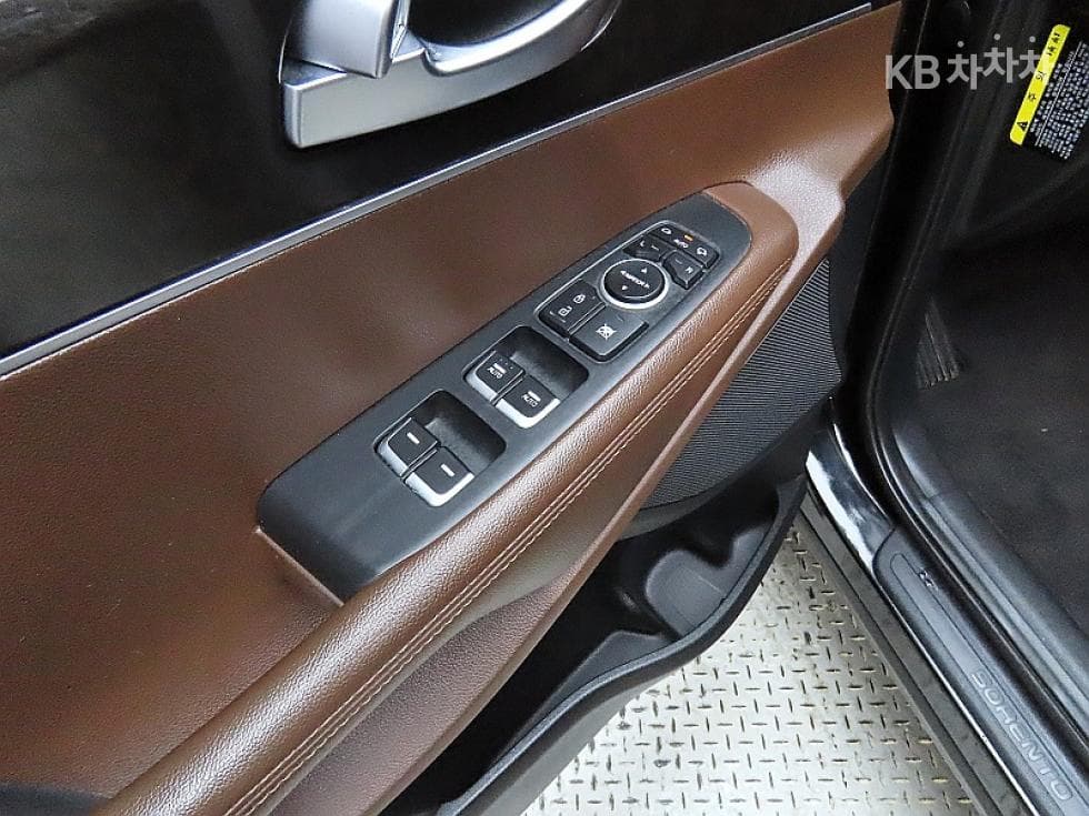 Kia The New (facelift) Sorento2.0 Diesel 2WD Noblesse - 13