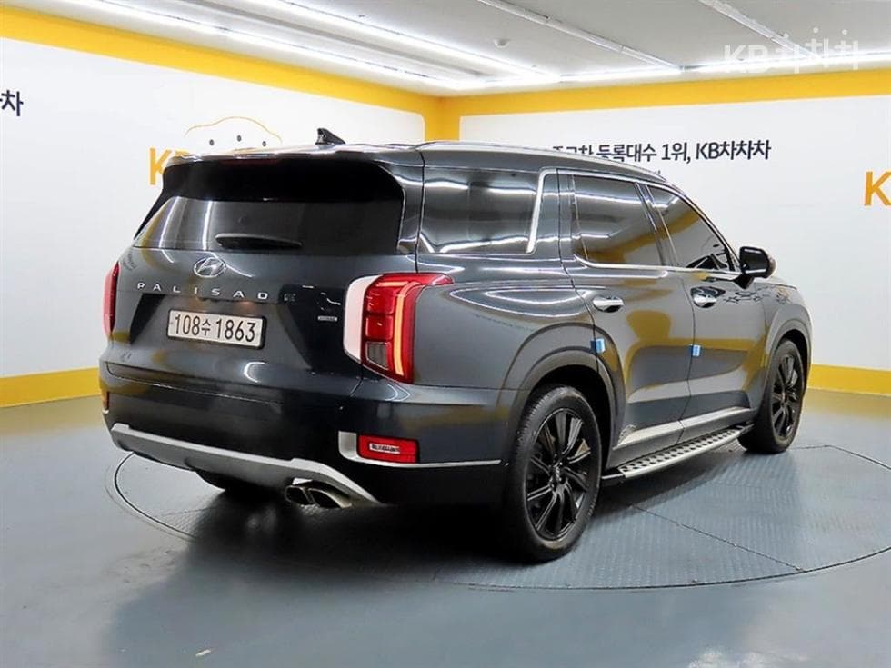 Hyundai Palisade3.8 Gasoline 7-seater (Limousine) AWD Prestige - 4
