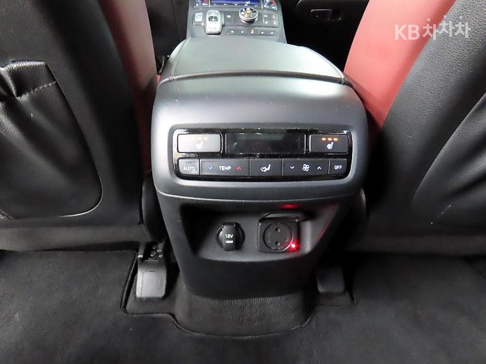 Hyundai Palisade3.8 Gasoline 7-seater (Limousine) AWD Prestige - 12