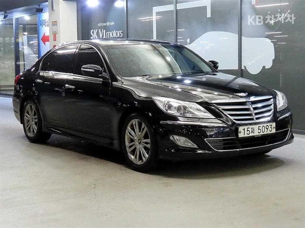 Hyundai Genesis BH330 PREMIUM Standard - Image 1