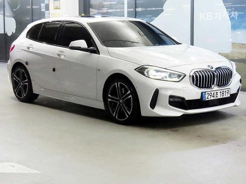 BMW 1시리즈 (F40) 120i M Sport - Image 1