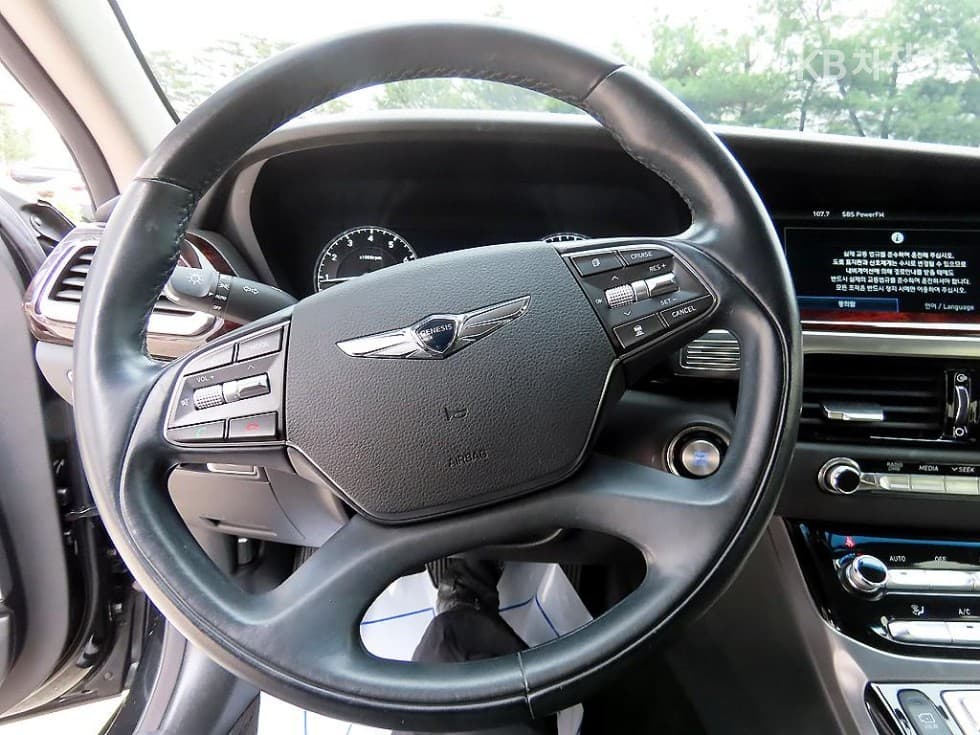Genesis EQ9003.3 T-GDI AWD Premium Luxury - 9