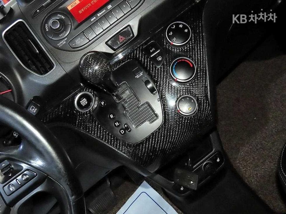 Kia Ray (van)1.0 Gasoline Turbo 기본 - 12