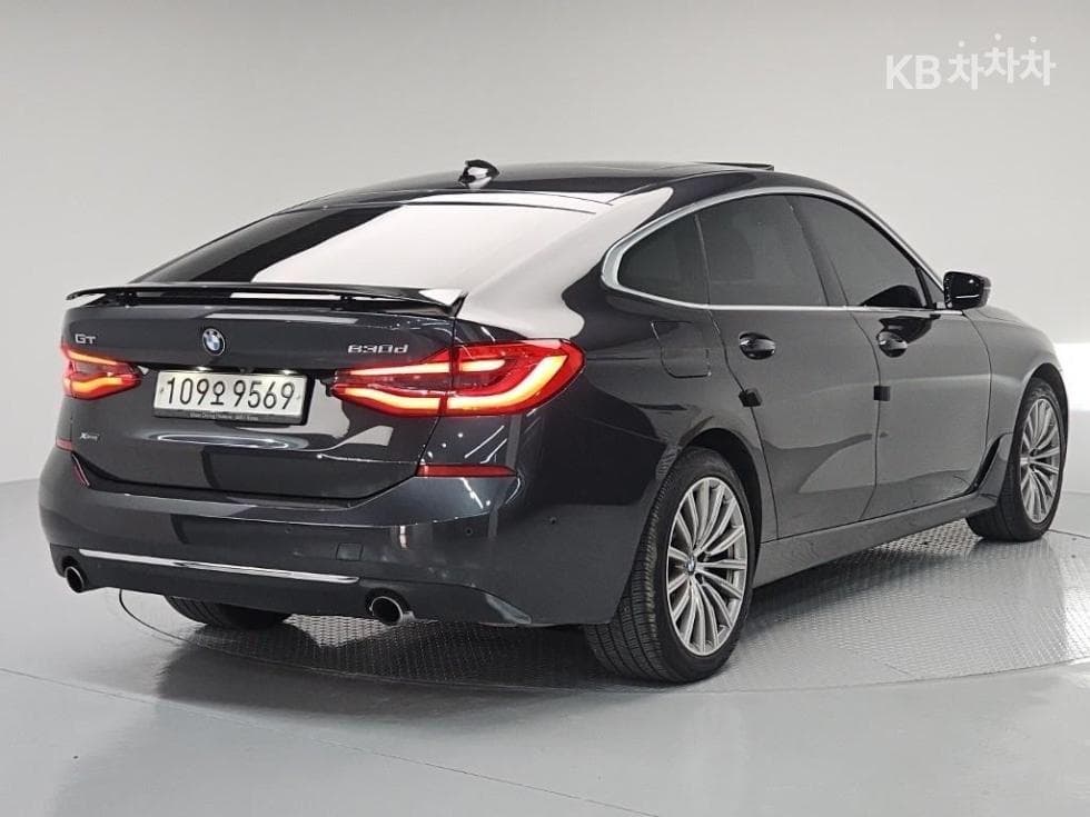 BMW Gran Turismo6 Series GT 630d xDrive Luxury Line - 6