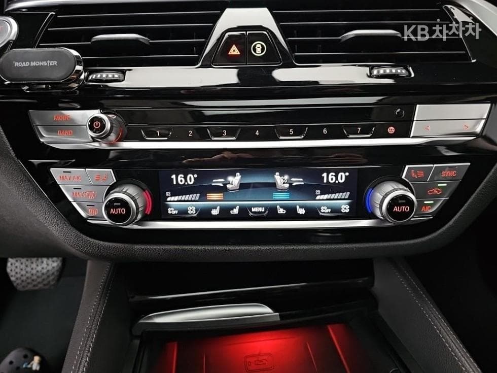 BMW Gran Turismo6 Series GT 630d xDrive Luxury Line - 14