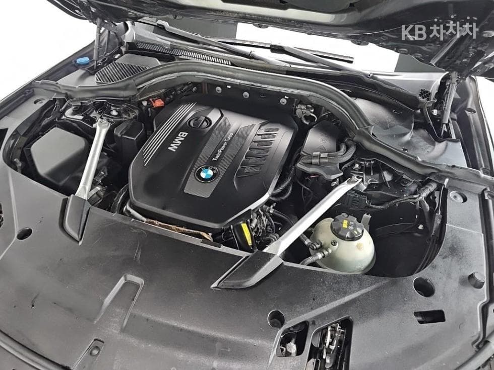 BMW Gran Turismo6 Series GT 630d xDrive Luxury Line - 20