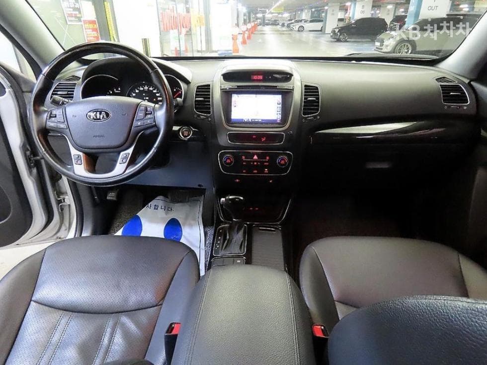 Kia NewSorentoRDiesel 2.0 2WD TLX Special (special feature/edition) - 10