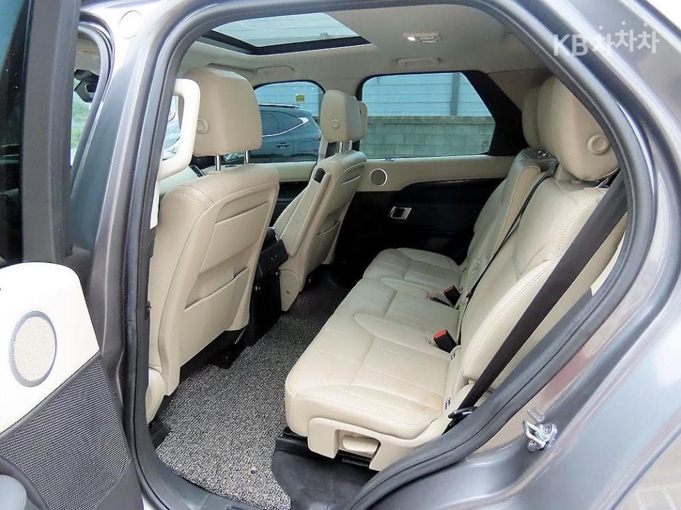 Land Rover 디스커버리52.0 SD4 SE - 6