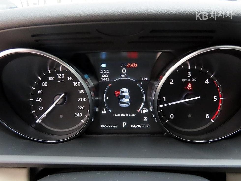 Land Rover 디스커버리52.0 SD4 SE - 9