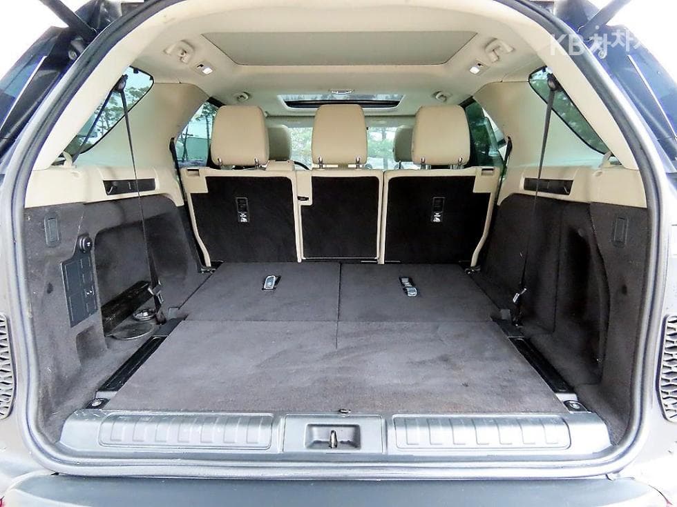 Land Rover 디스커버리52.0 SD4 SE - 17