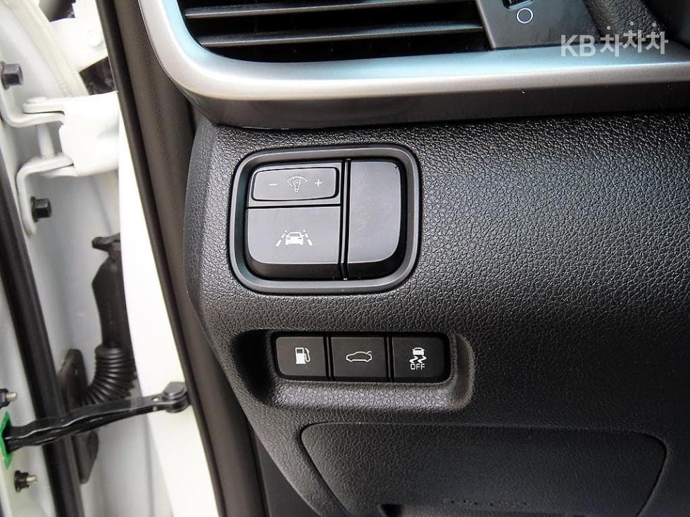 Kia The New (facelift) K5 Second generation2.0 Gasoline Prestige - 12