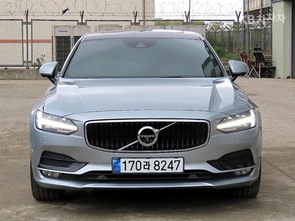 Volvo S90 Second generation D5 AWD Inscription - Image 1