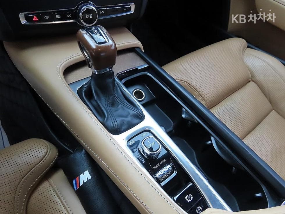Volvo S90 Second generationD5 AWD Inscription - 11