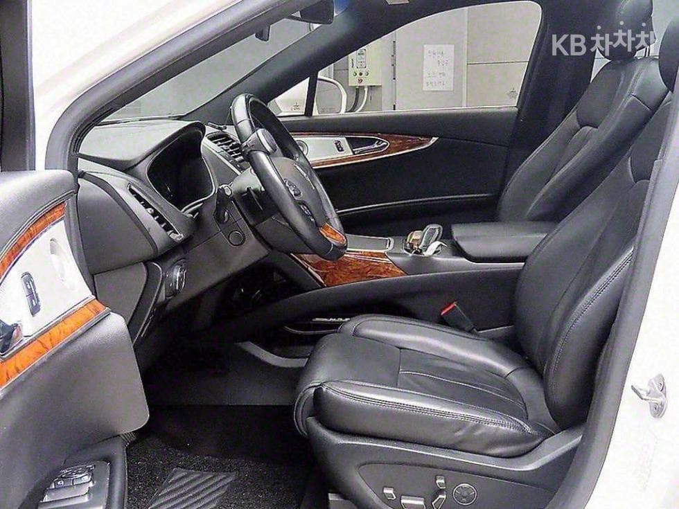 링컨 MKX Второ поколение2.7 AWD Стандартен - 4