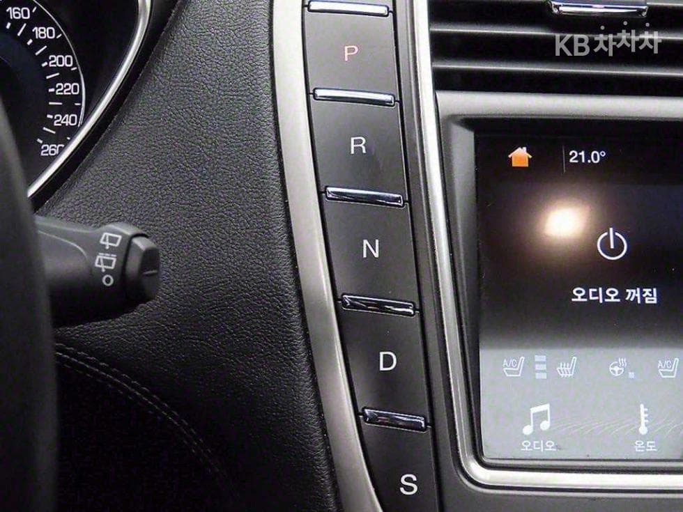 링컨 MKX Второ поколение2.7 AWD Стандартен - 9