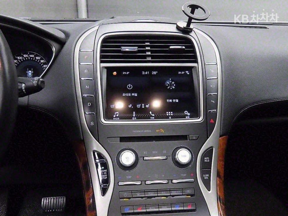 링컨 MKX Второ поколение2.7 AWD Стандартен - 14
