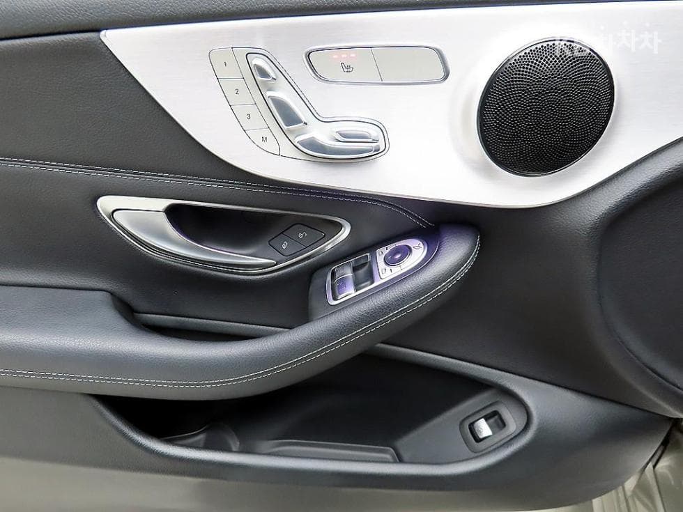 Mercedes-Benz The New (фейслифт) C-КласC200 Coupe - 11