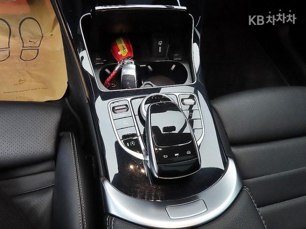 Mercedes-Benz The New (фейслифт) C-КласC200 Coupe - 13
