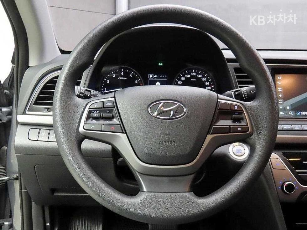Хюндай Avante (Elantra)AD1.6 GDi Value Plus - 9