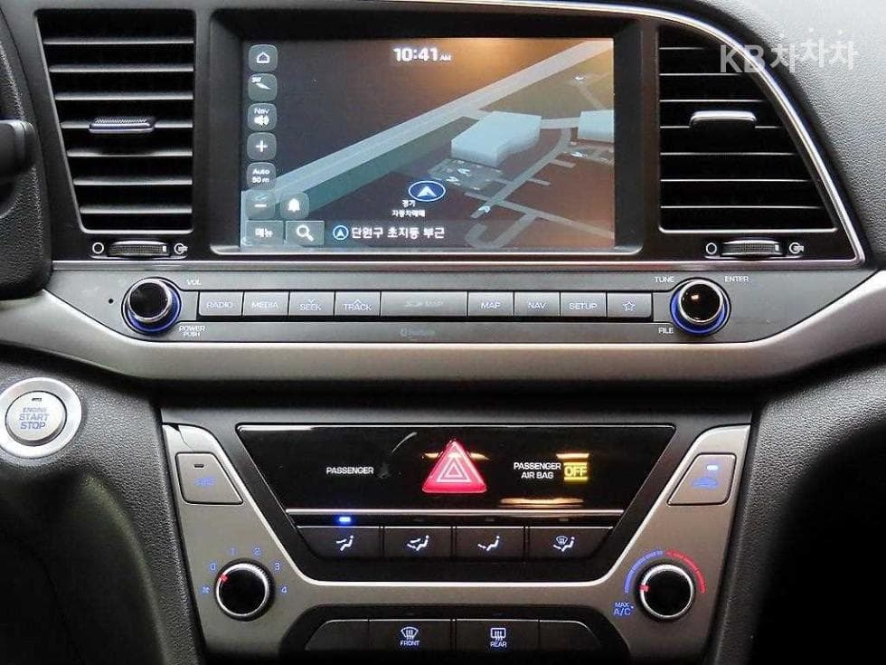 Хюндай Avante (Elantra)AD1.6 GDi Value Plus - 15