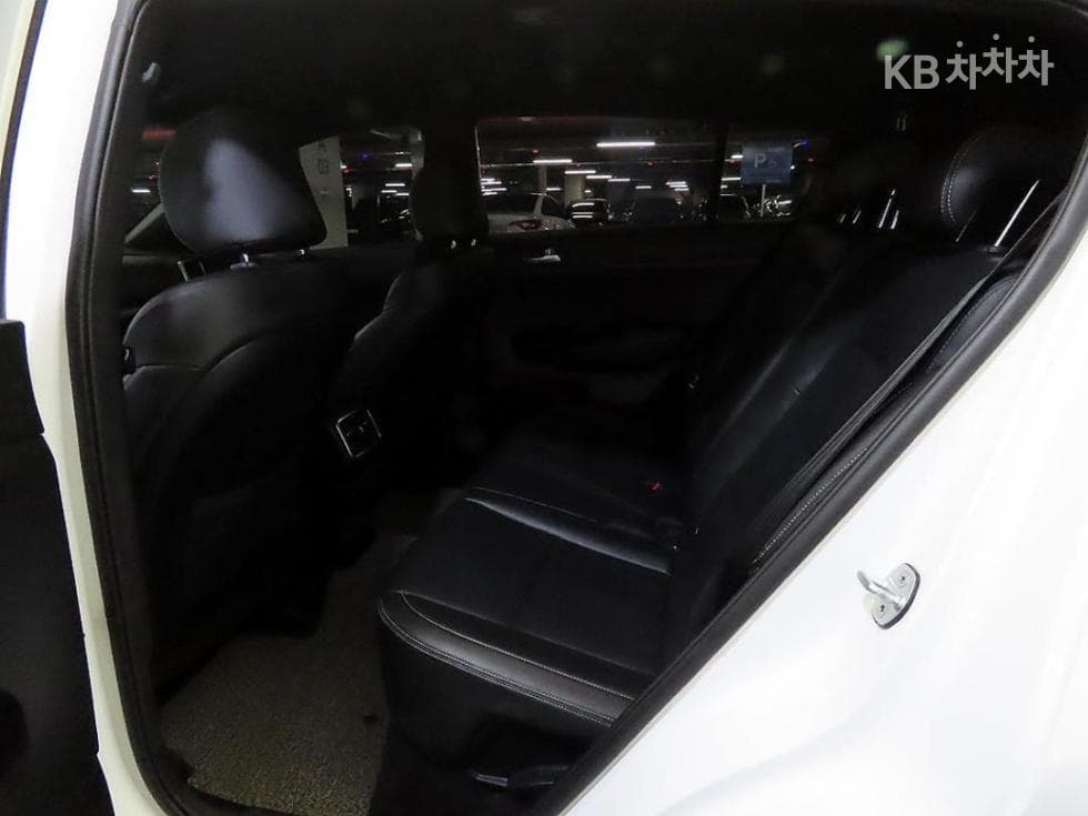 Киа Sportage 더 볼드2.0 Дизел 2WD Noblesse - 15