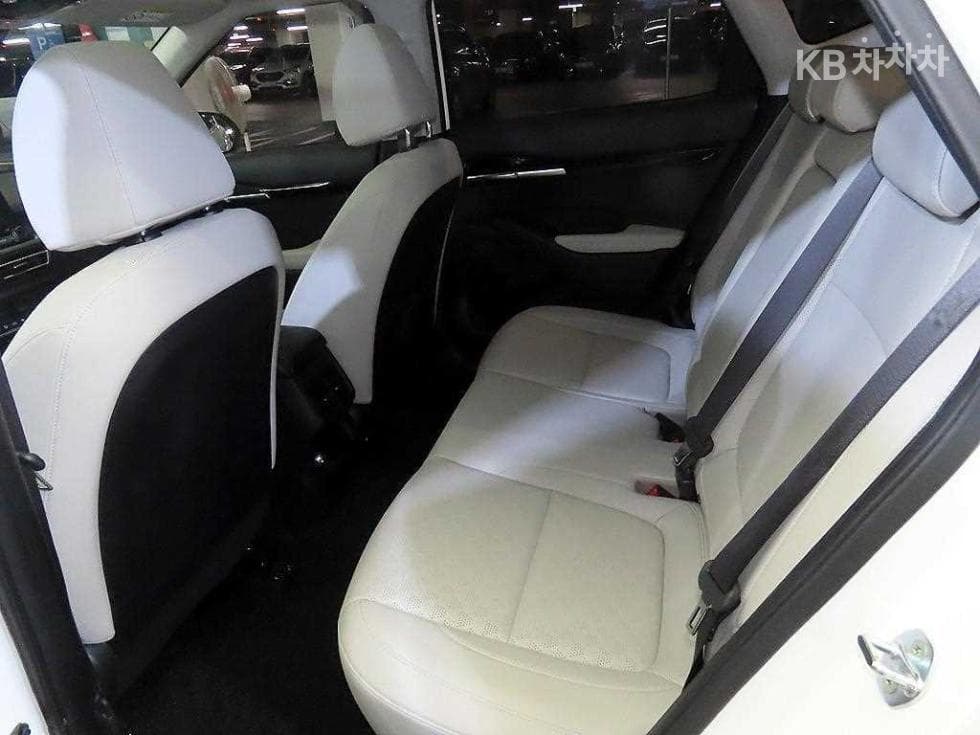 Kia Seltos1.6 Gasoline Turbo 2WD Gravity - 7