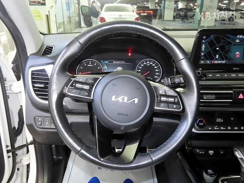 Kia Seltos1.6 Gasoline Turbo 2WD Gravity - 8