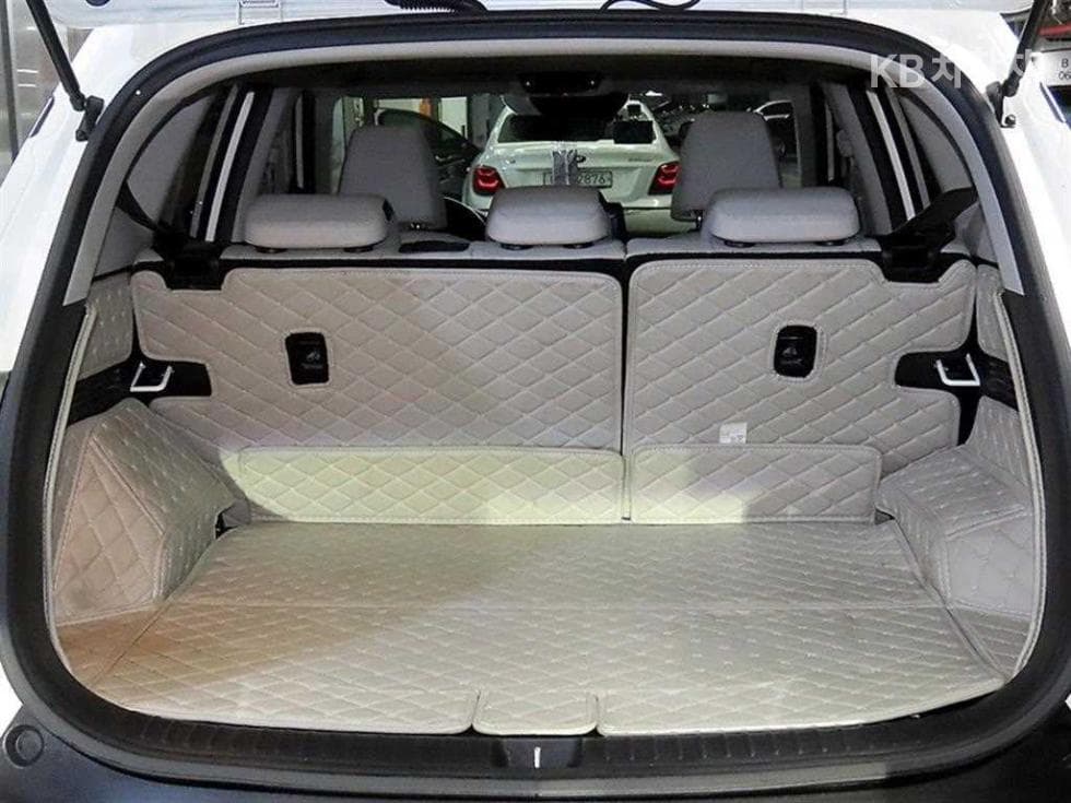 Kia Seltos1.6 Gasoline Turbo 2WD Gravity - 17