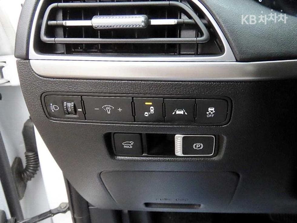 Hyundai Palisade2.2 Diesel 7-seater (Limousine) Prestige - 12