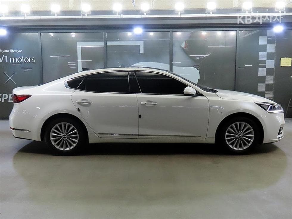 Kia All New K73.0 LPi Luxury - 3
