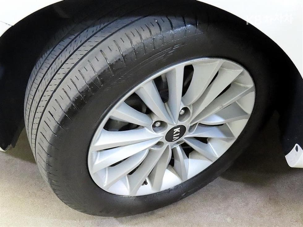 Kia All New K73.0 LPi Luxury - 20