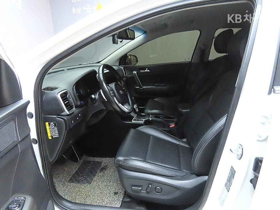 Kia Sportage 더 볼드Smart스트림 D 1.6 Diesel 2WD Prestige - 10