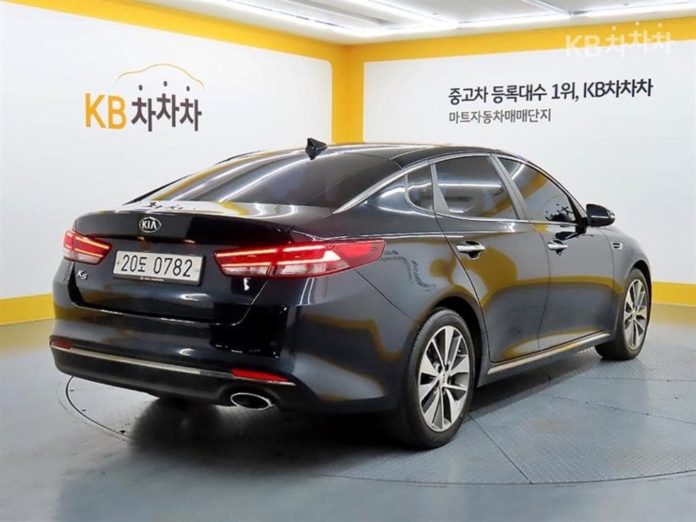 Kia K5 Second generation2.0 Gasoline SX Noblesse Special (special feature/edition) - 4