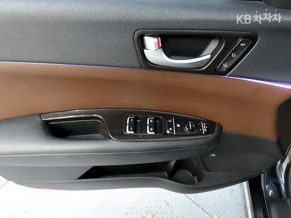 Kia K5 Second generation2.0 Gasoline SX Noblesse Special (special feature/edition) - 11