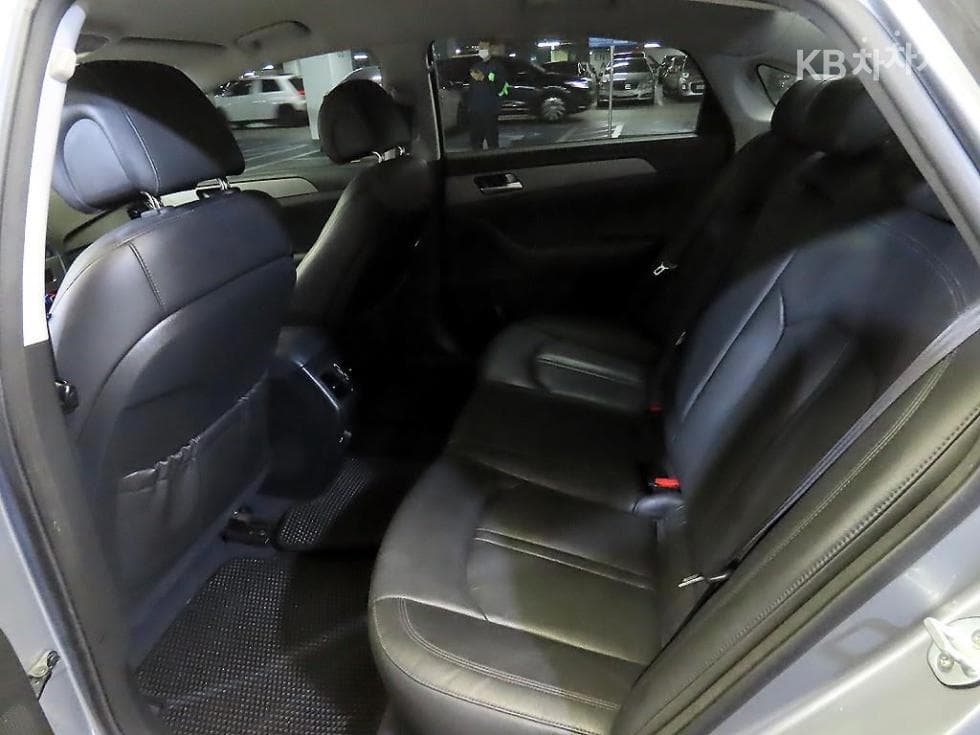 Hyundai Sonata LFLPI Modern Disabled-accessible - 7