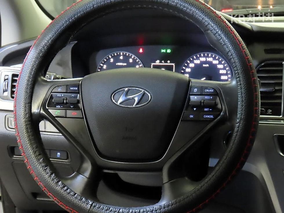 Hyundai Sonata LFLPI Modern Disabled-accessible - 8