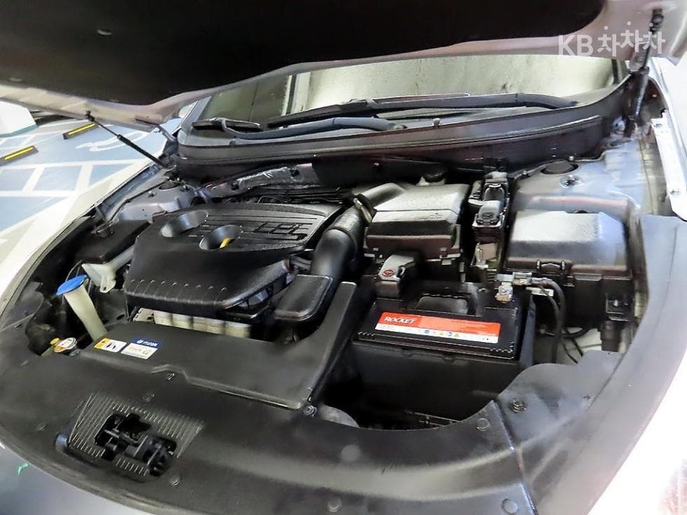 Hyundai Sonata LFLPI Modern Disabled-accessible - 19